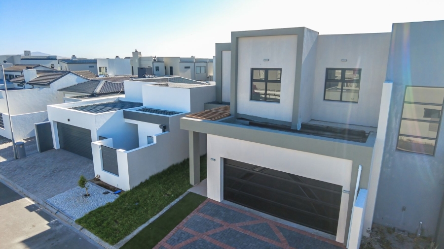 3 Bedroom Property for Sale in Sandown Western Cape